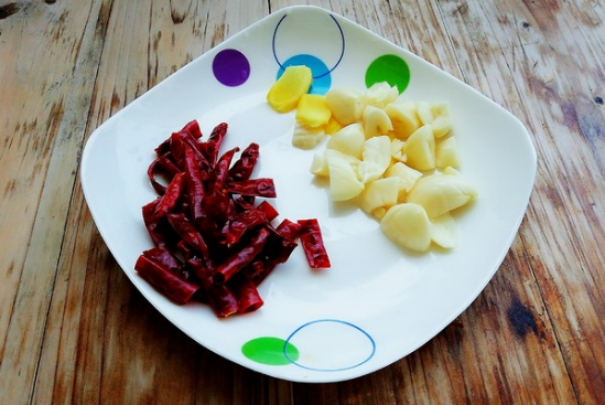 红烧带鱼的做法