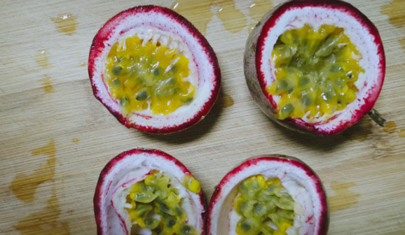 不甜的水果有哪些