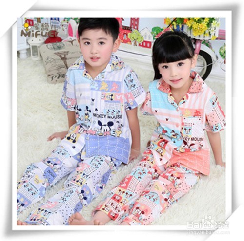 宝宝上幼儿园第一天必须准备的东西有哪些?