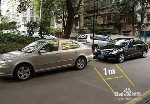 如何判断车辆前后左右的车距