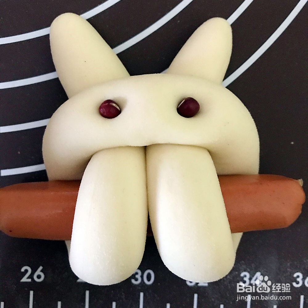 做饭小白一看就会的香肠兔子馒头