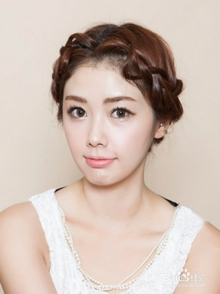 OL风新娘清新淡雅扎发