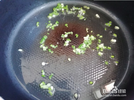 胡萝卜炒鸡快手菜