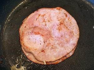 咸火腿鸡蛋煎三明治