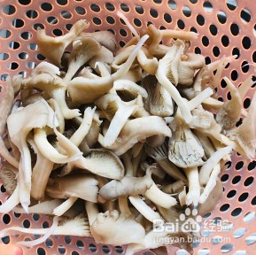 椒盐蘑菇-超好吃的下饭、下酒菜。非常美味