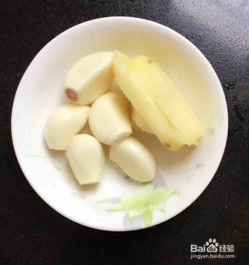 小猪蹄黄豆汤