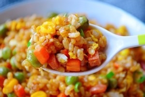 酱油炒饭的做法