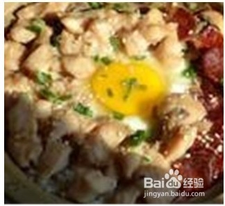 彩虹帽教你用煲仔饭机做腊味滑鸡菌菇煲仔饭