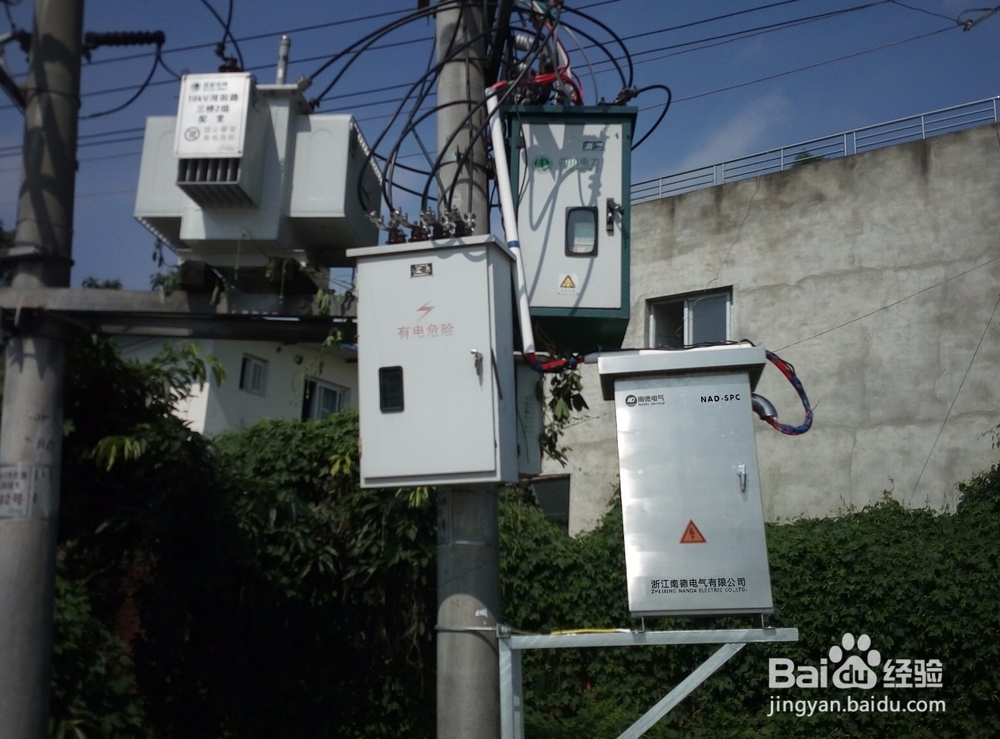 配变自动化控制装置NAD-SPC的安装方式