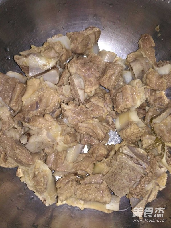 橙汁烧排骨的做法