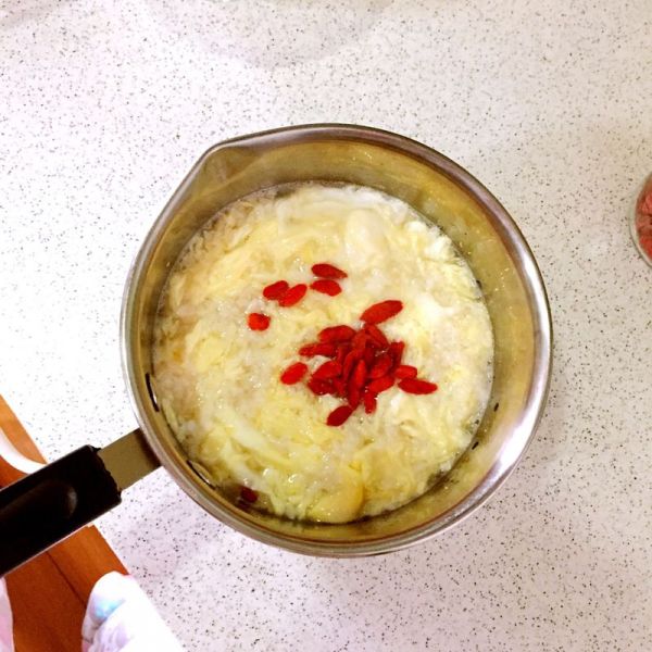 红糖酒酿蛋花汤