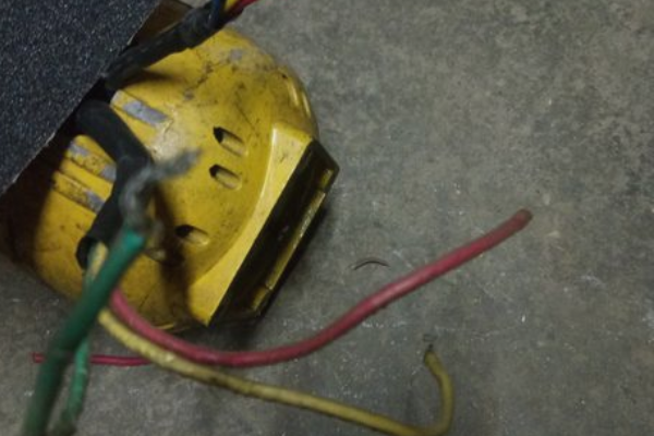 三相电机如何改成单相电机