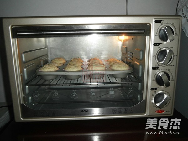 蔓越莓纸杯蛋糕