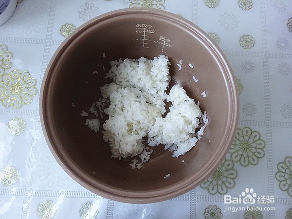 如何做糯米饭卷？