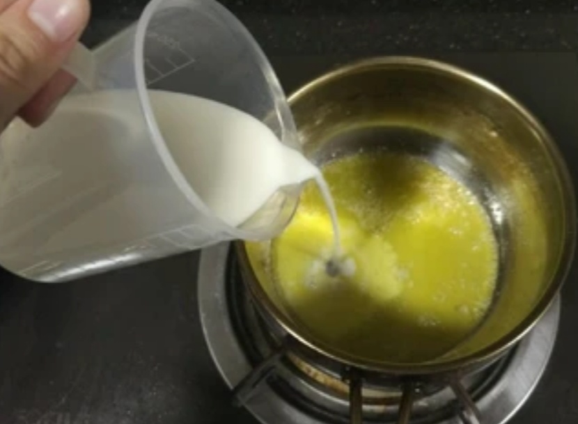 用QQ糖做布丁时QQ糖和牛奶各需要放多少