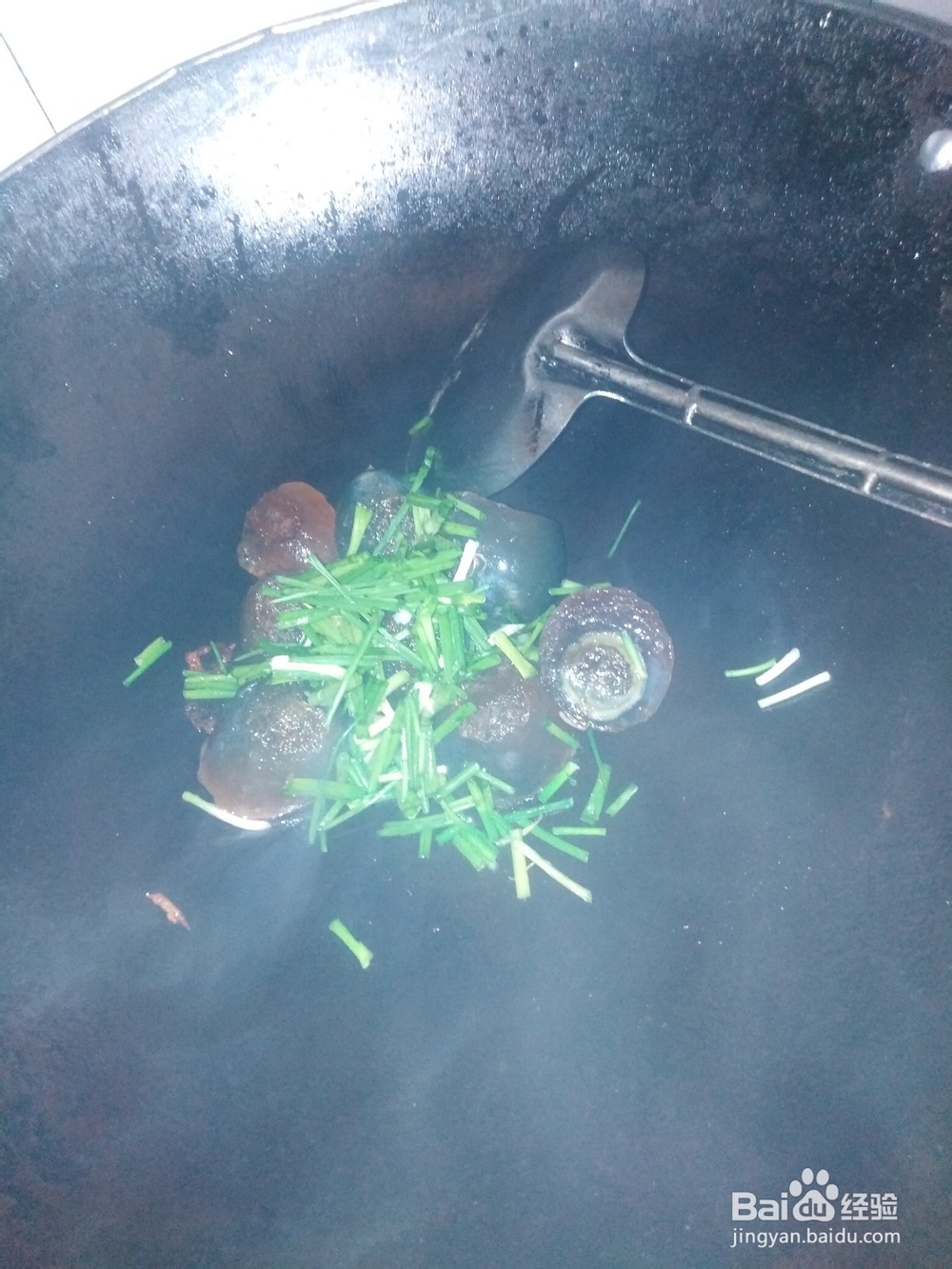 如何炒松花皮蛋