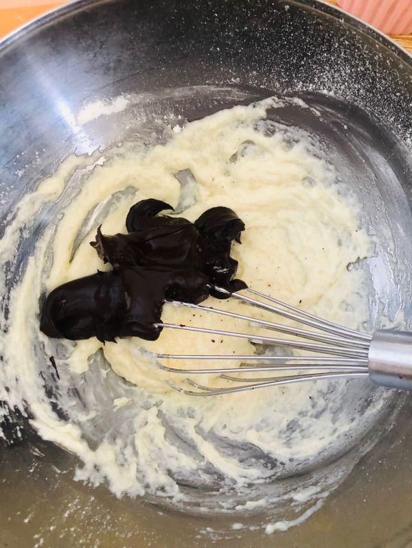 巧克力蛋糕三明治