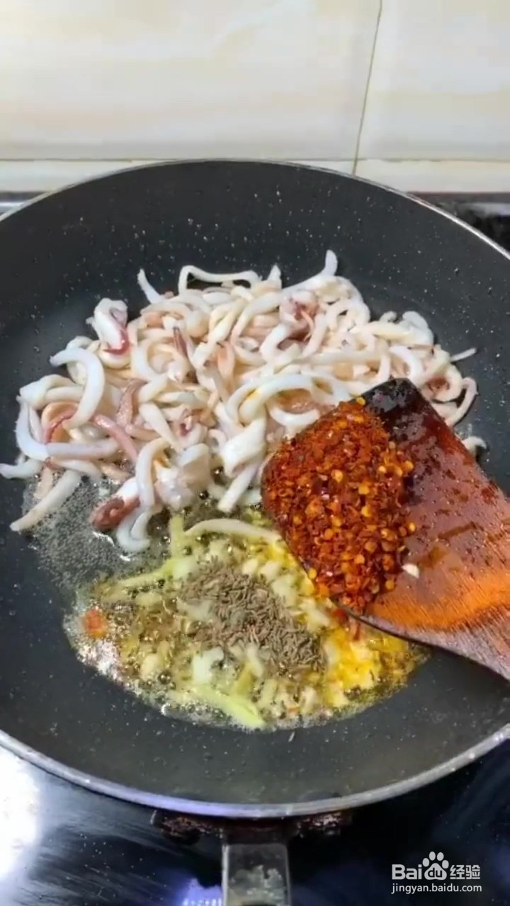 如何制作香辣鱿鱼丝