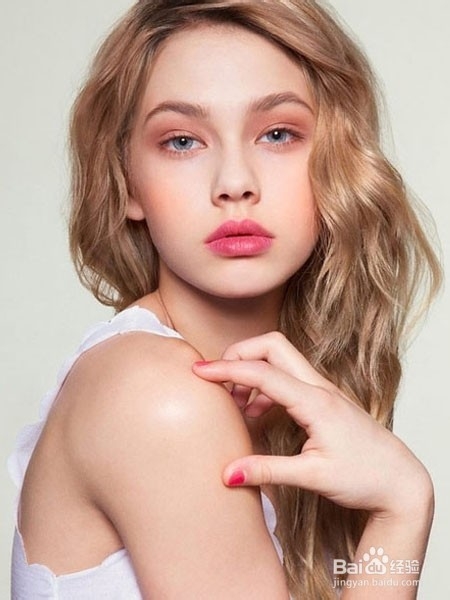 产生痘痘的原因