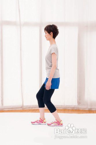 正确的走姿教你做个苗条气质美人、、
