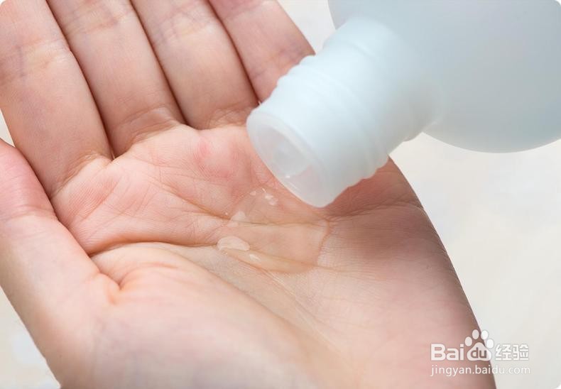 小黄油精华乳使用步骤