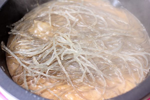 排骨酸菜炖粉条