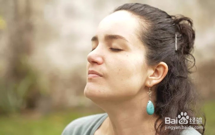 如何睁着眼睛休息?