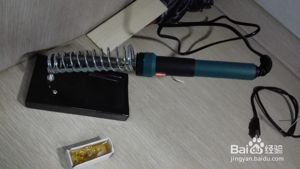 DIY一个简易烤鞋器
