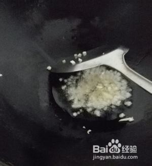 食补佳品四季豆炒香肠的做法