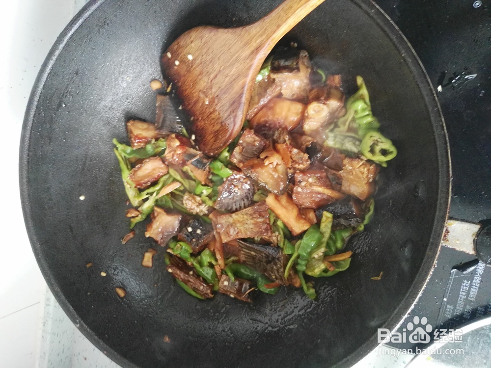 如何烧好吃的红烧腌鱼块？