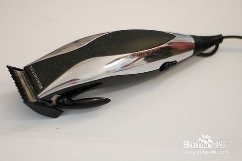 如何干净的刮胡子！