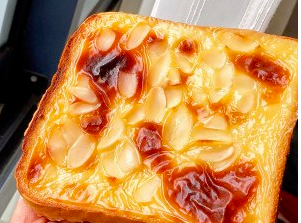 零失败网红岩烧乳酪(熔岩吐司)的做法