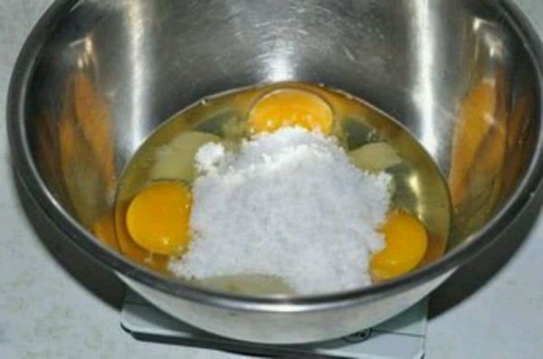 向日葵纸杯蛋糕