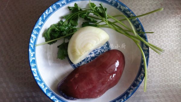 孜然洋葱煸腰片