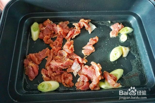 家庭自制蒜香瘦肉炒丝瓜