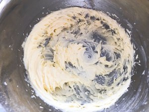 蓝莓爆浆曲奇的做法