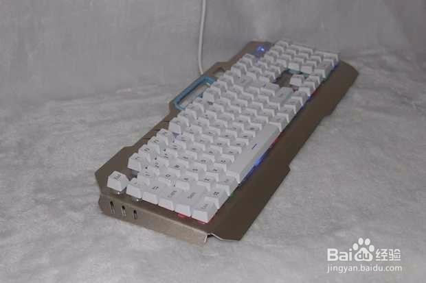 曼巴狂蛇k670怎么变色