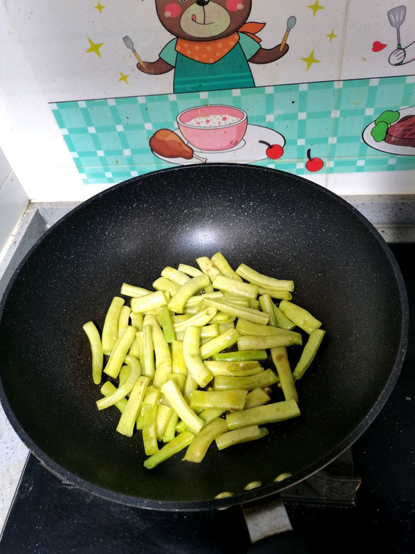 干煸豆角土豆条