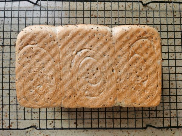 全麦奇亚籽吐司