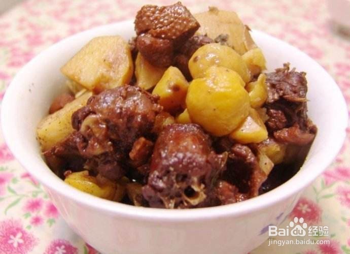 板栗红烧鸭子的制作方法