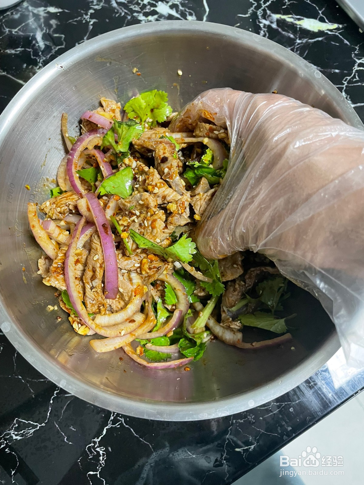 凉拌牛肉的做法