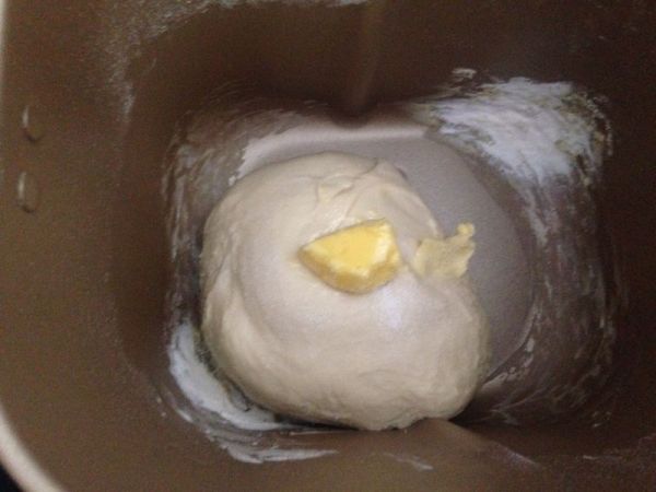 芝士肉馅花环包