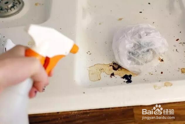 教你如何处理厨房油污?