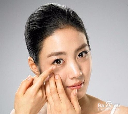 教你怎样区分隐形眼镜的正反