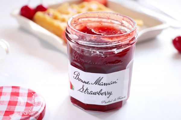 草莓糯米华夫饼