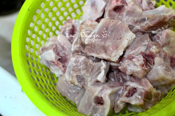 荷香排骨糯米饭