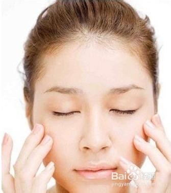 教你几个方法怎样有效去除眼角皱纹