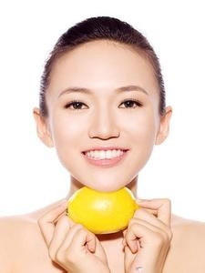 毛孔粗大长黑头要怎么办