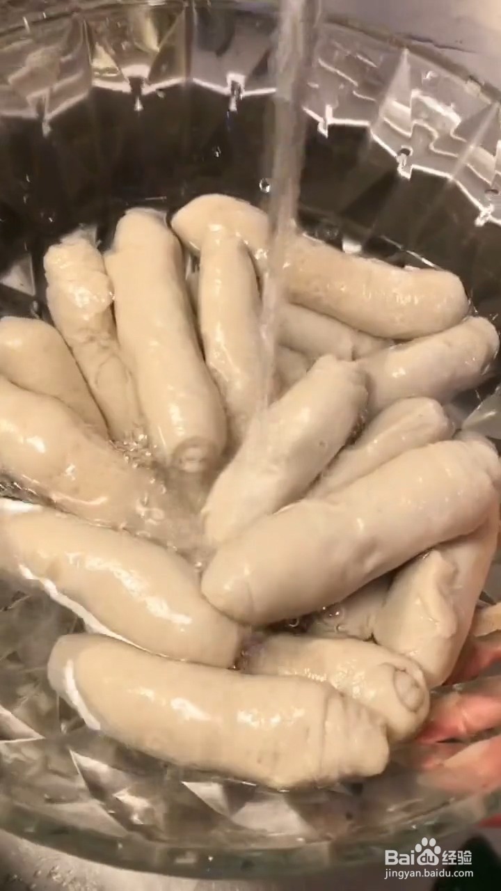 如何制作街边小吃烤面筋