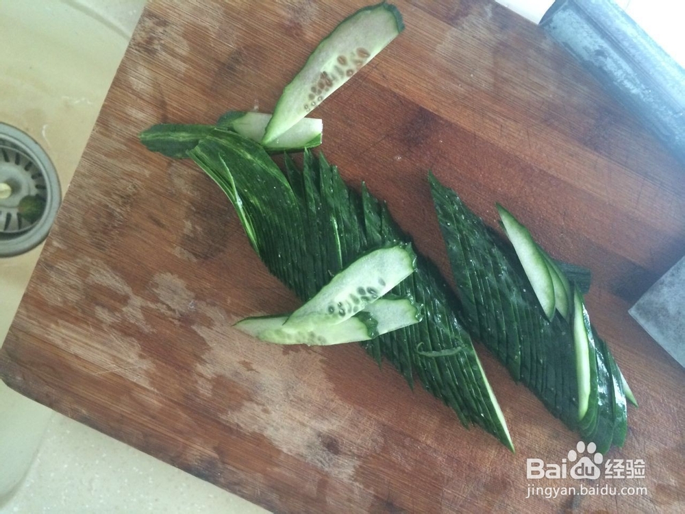 好吃的黄瓜炒肉片-下饭菜